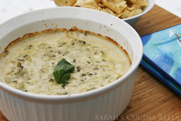 Creamy Artichoke Basil Dip