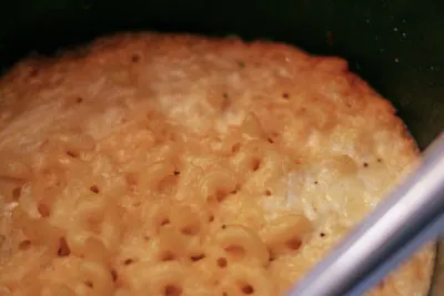 Slow-Cooker Macaroni and Cheese