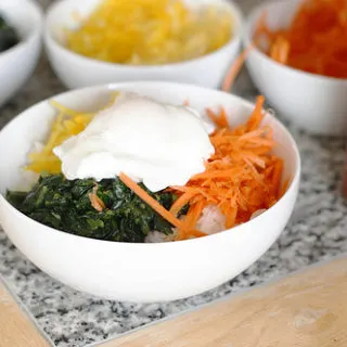 Korean-Inspired Rice Bowl (A Bi Bim Bap Wanna-Be Dish)
