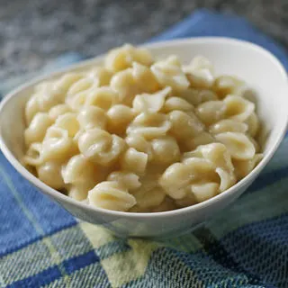 Easy Creamy Macaroni and Cheese