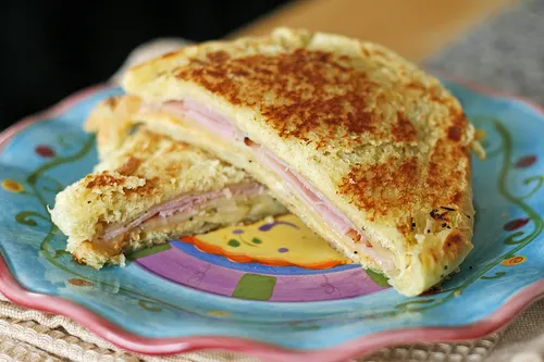 Grilled Cheddar and Ham Sandwich on an Onion Roll recipe
