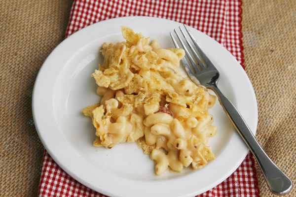 Macaroni au fromage et salsa con queso