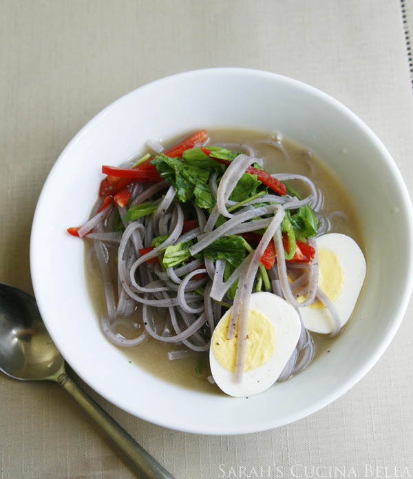 summer veggie miso noodle soup