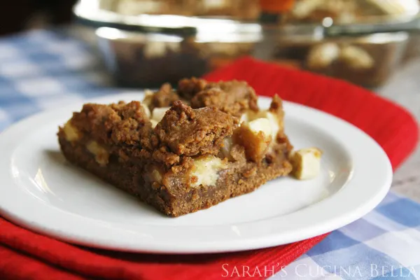 Apple Gingerbread Bars