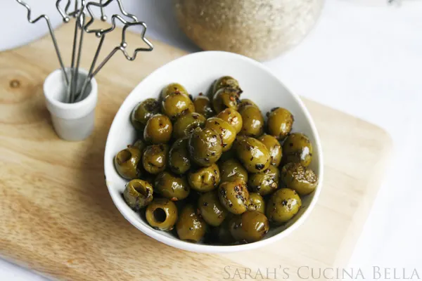 Roasted Olives Recipe for Holiday Entertaining  #shop