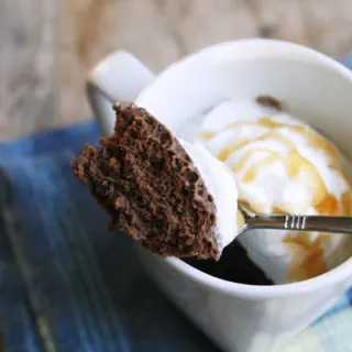 4 Ingredient Chocolate Caramel Macchiato Mug Cake