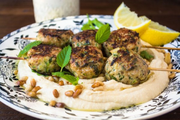 Hummus-with-Turkey-and-Zucchini-meatball-Skewers-9569-July-15-2015-3