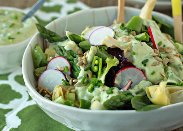 Spring-veggie-salad-with-creamy-avocado-ranch-dresssing