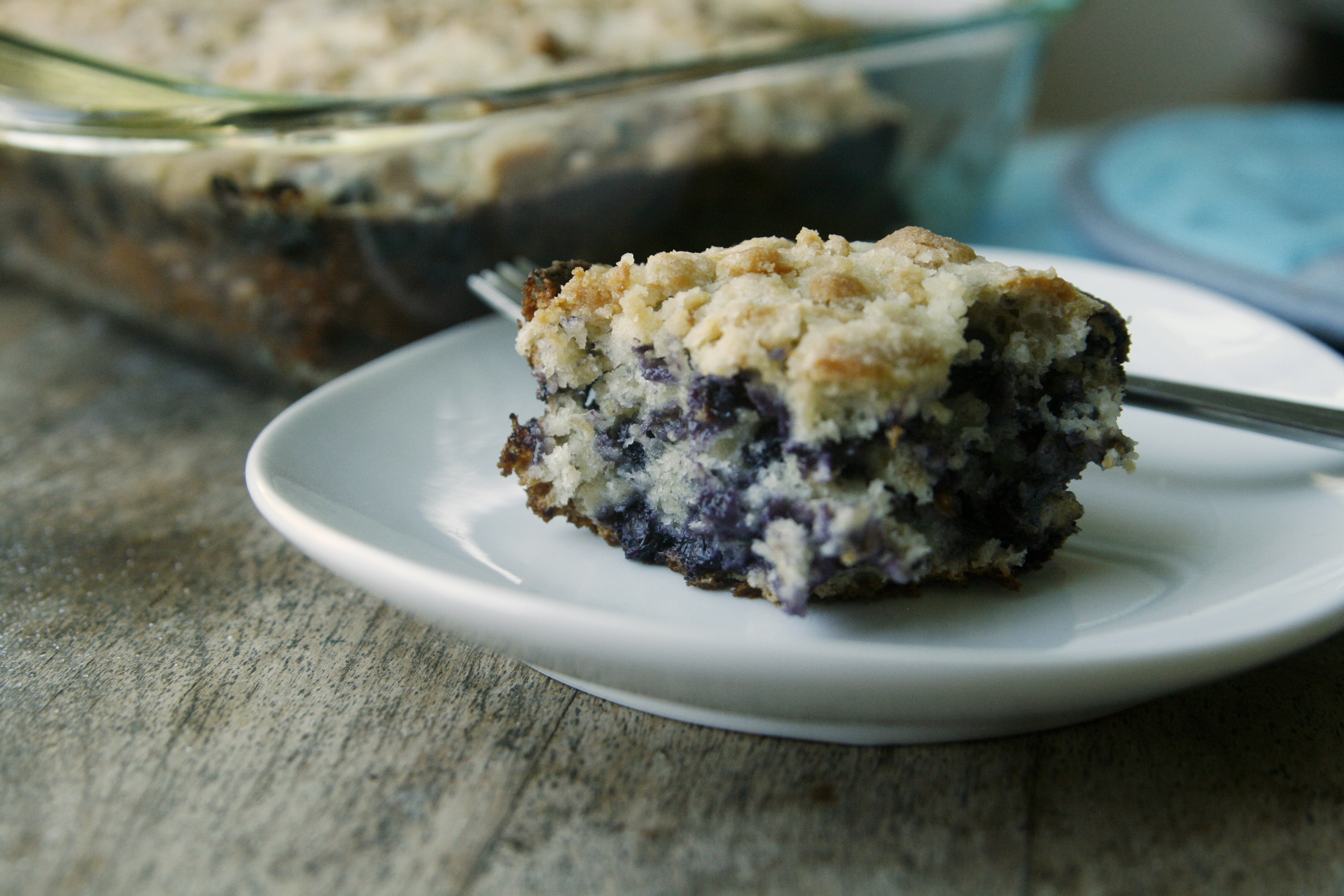 Blueberry Oatmeal Crumb Cake