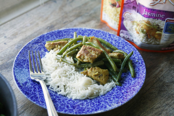 Easy Garlicky Chicken and Green Beans Skillet