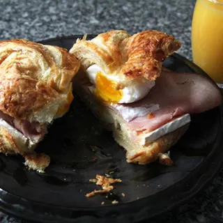 Ham, Egg and Brie Croissant Breakfast Sandwich