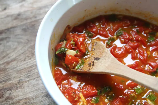 Roasted Cherry Tomatoes with Garlic and Basil