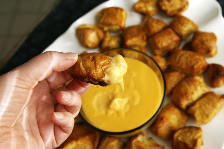 Pretzel Bites with Beer Cheese Sauce