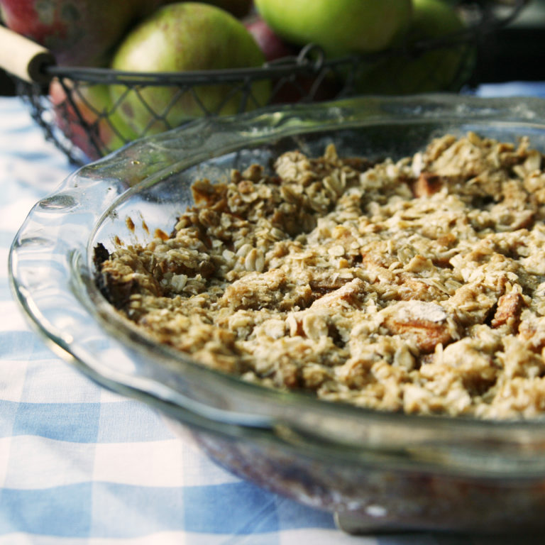 Buttery Apple Crumble Recipe