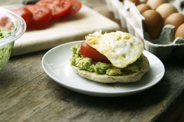 Smashed Avocado Toast with Tomato and Egg