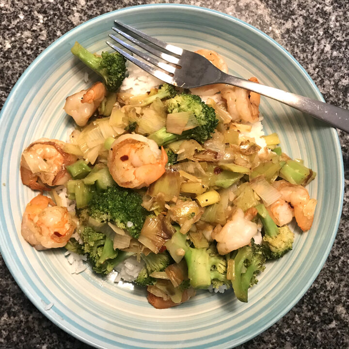 Easy Garlicky Leek, Broccoli and Shrimp Stir-Fry