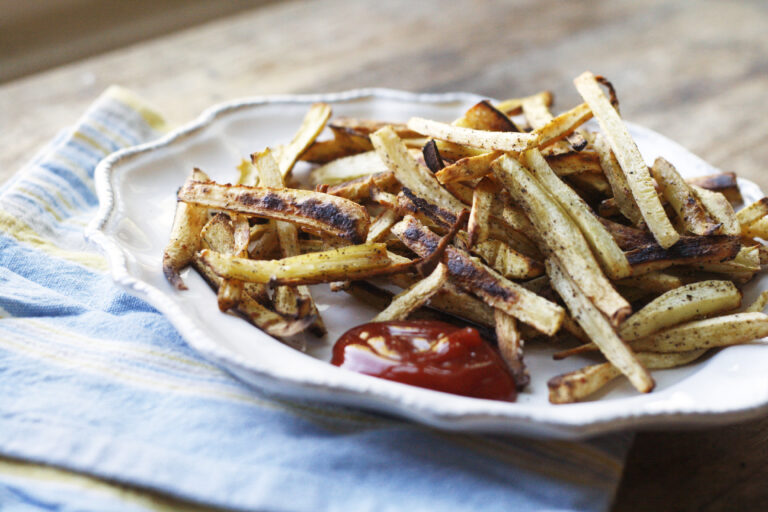 Baked Peppery Parsnip Fries