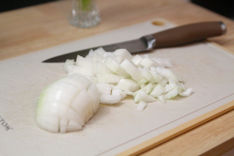How to Chop an Onion