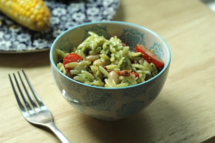 Spinach Pesto Vinaigrette Orzo Salad with White Beans and Tomatoes