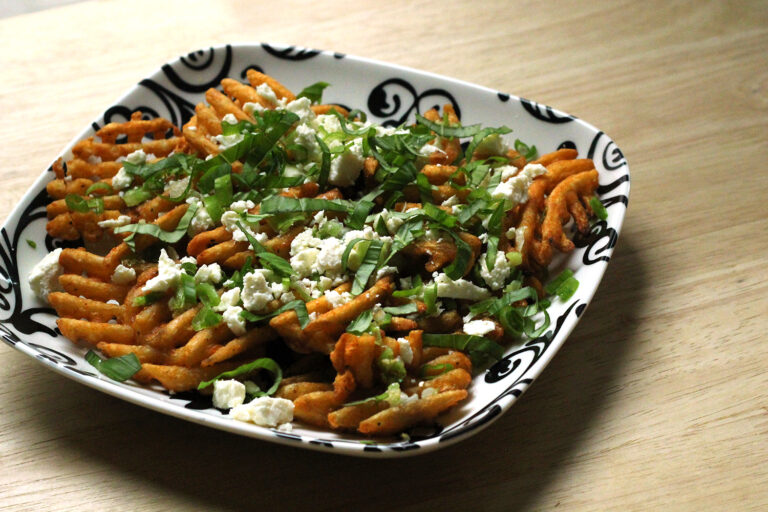 Garlic Feta Fries Recipe