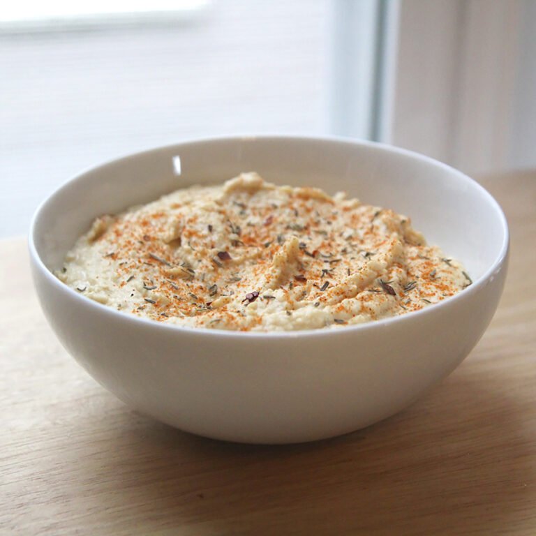 Super Easy Homemade Hummus
